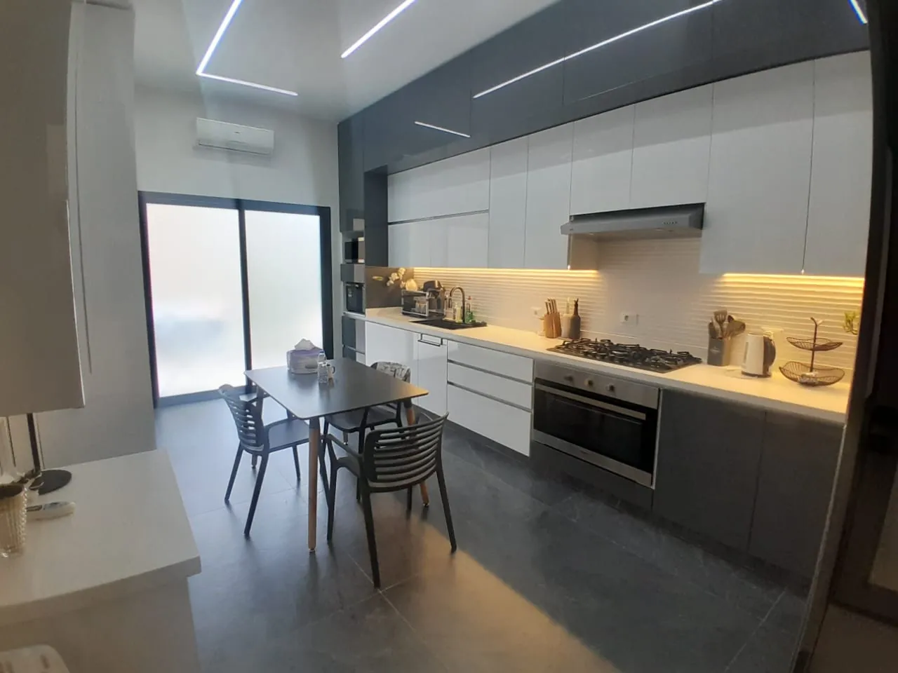 Apartment for Sale in Furn El Chebbek – Prime Location — photo 5