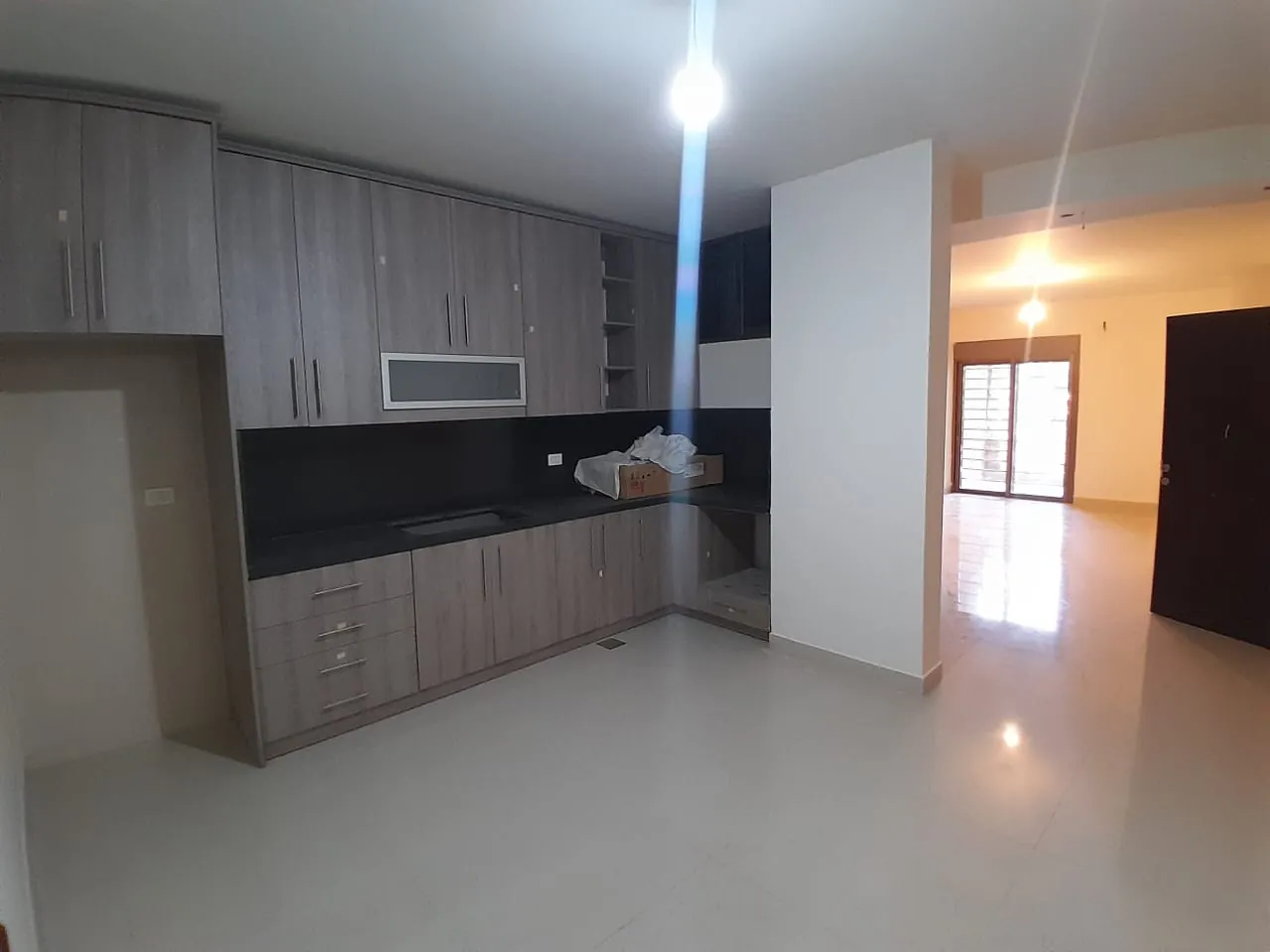 For Sale: Apartment in Mansourieh — photo 2