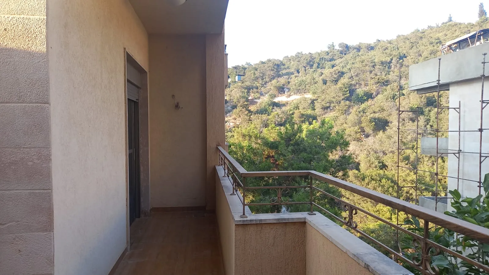 For Sale: Apartment in Roumieh, Metn — photo 4