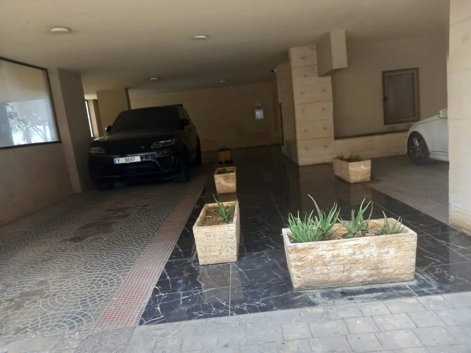 For Sale: Apartment in Oyoun Broummana, Metn
