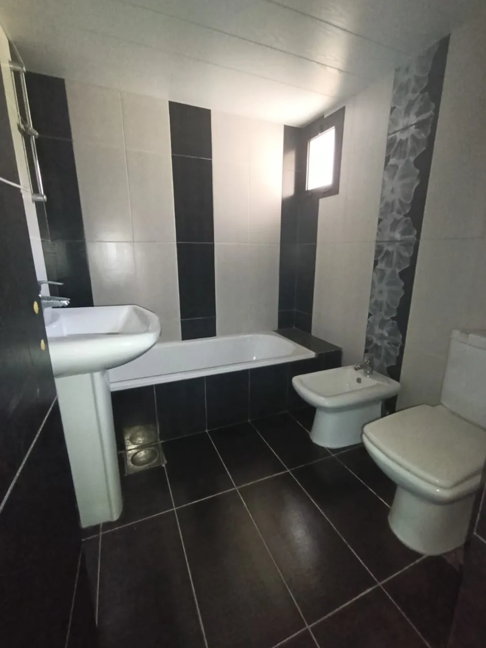 Apartment in Bkenneya, Metn — الصورة 3