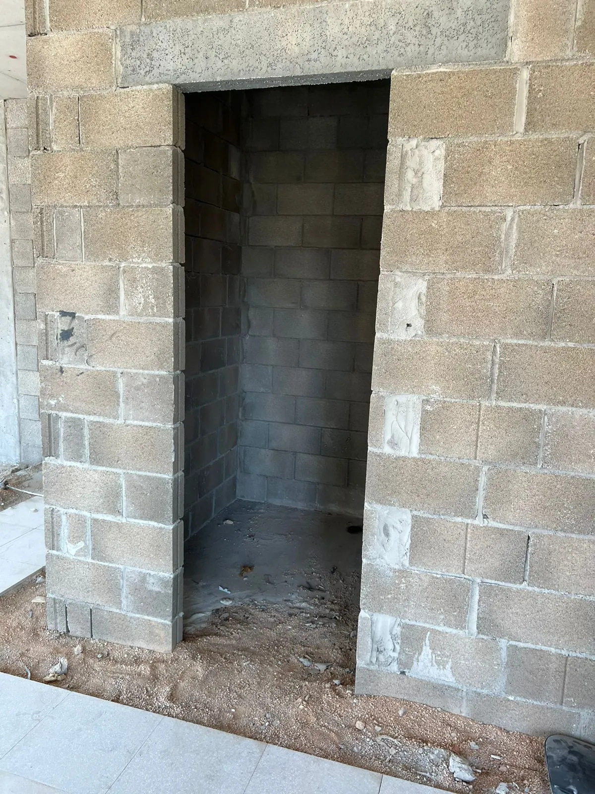 For Sale: Office in Forty Four Tower, Dekweneh, Metn — photo 4