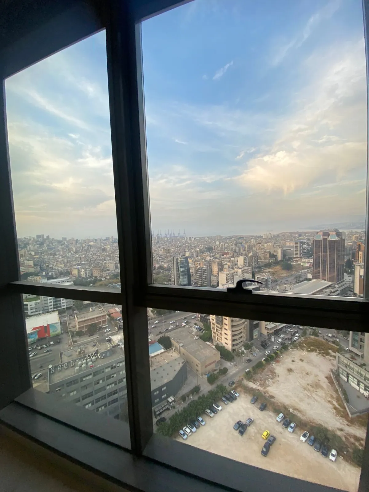For Sale: Apartment in Forty Four Tower, Dekweneh — الصورة 4