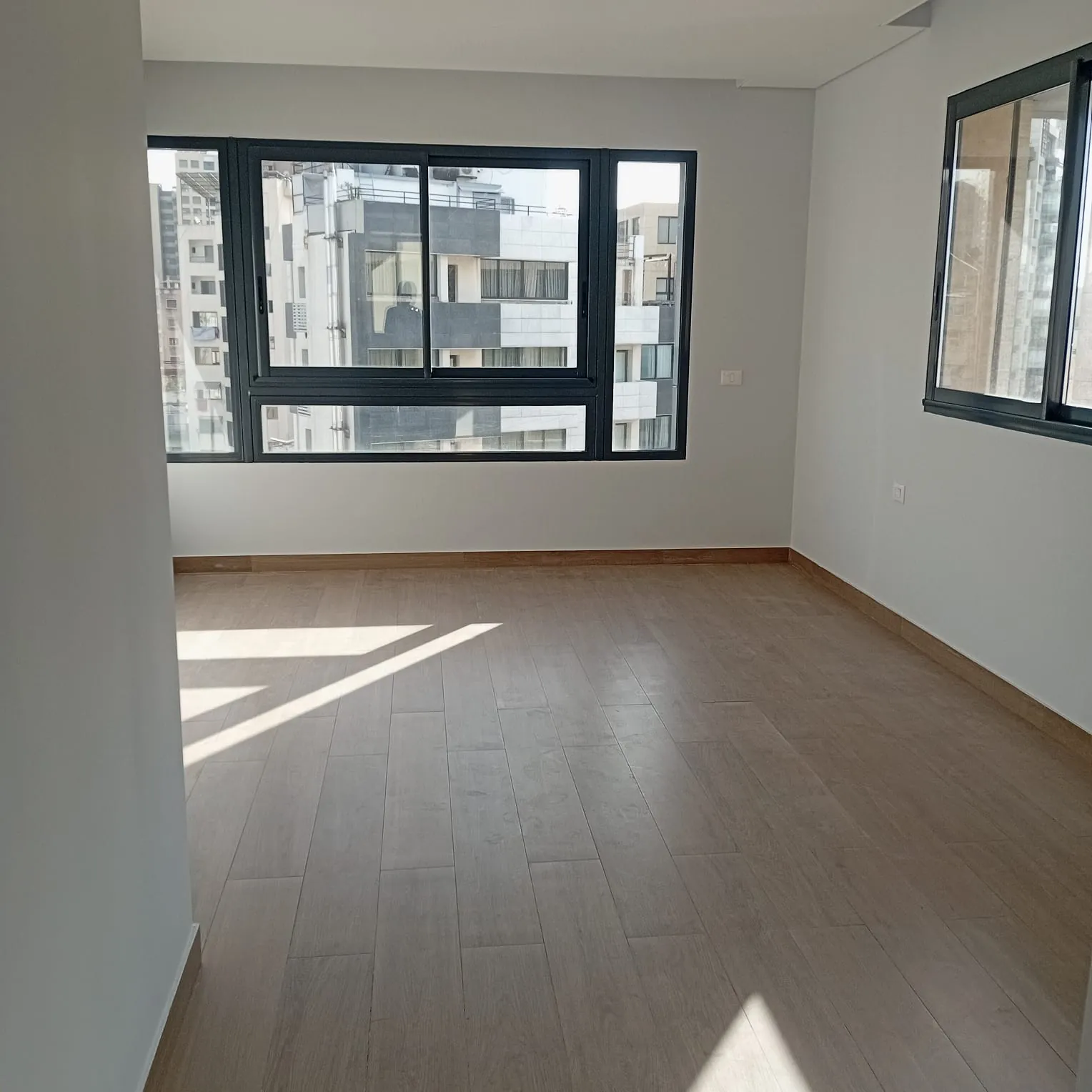 For Sale: Apartment in Ras Beirut — photo 2