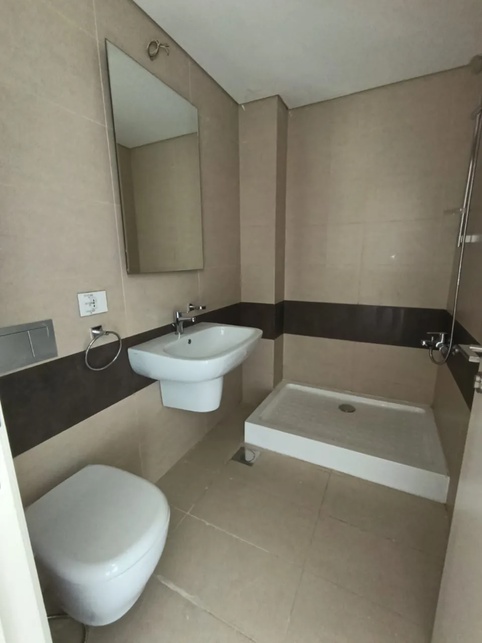For Sale: Apartment in Antelias, Metn