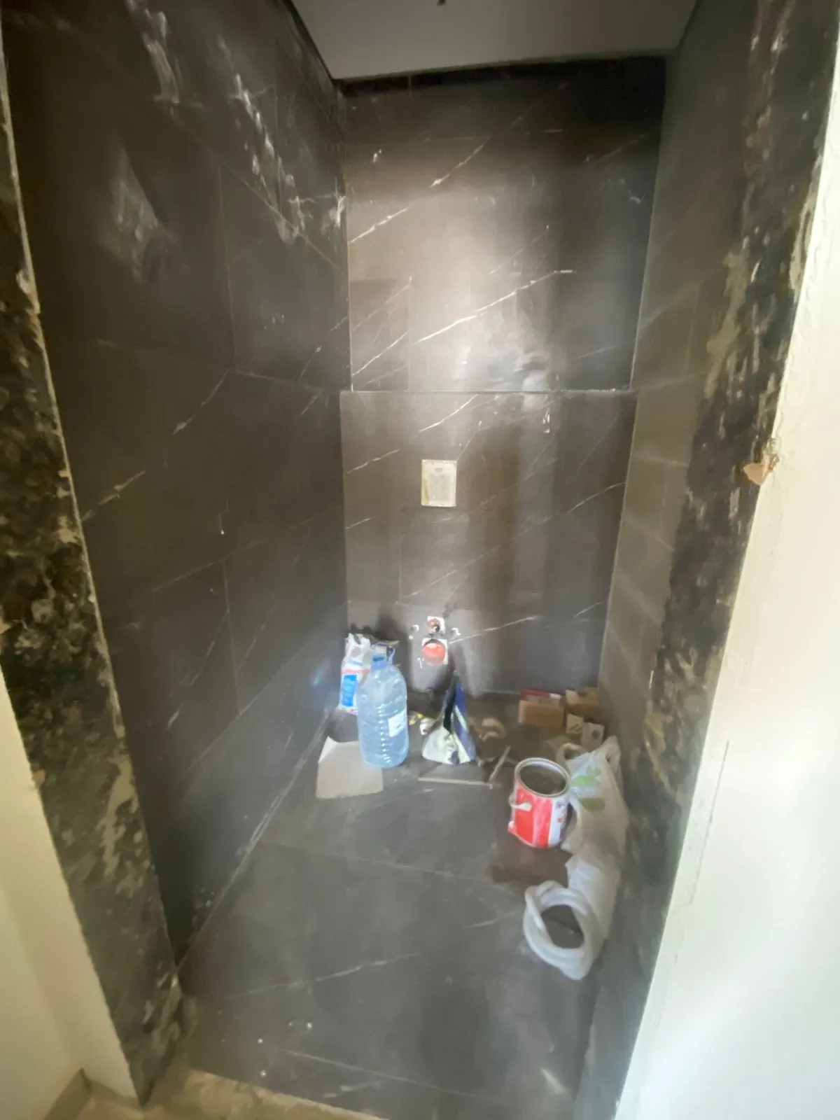 For Sale: Apartment in Ain Saade, Metn — الصورة 2