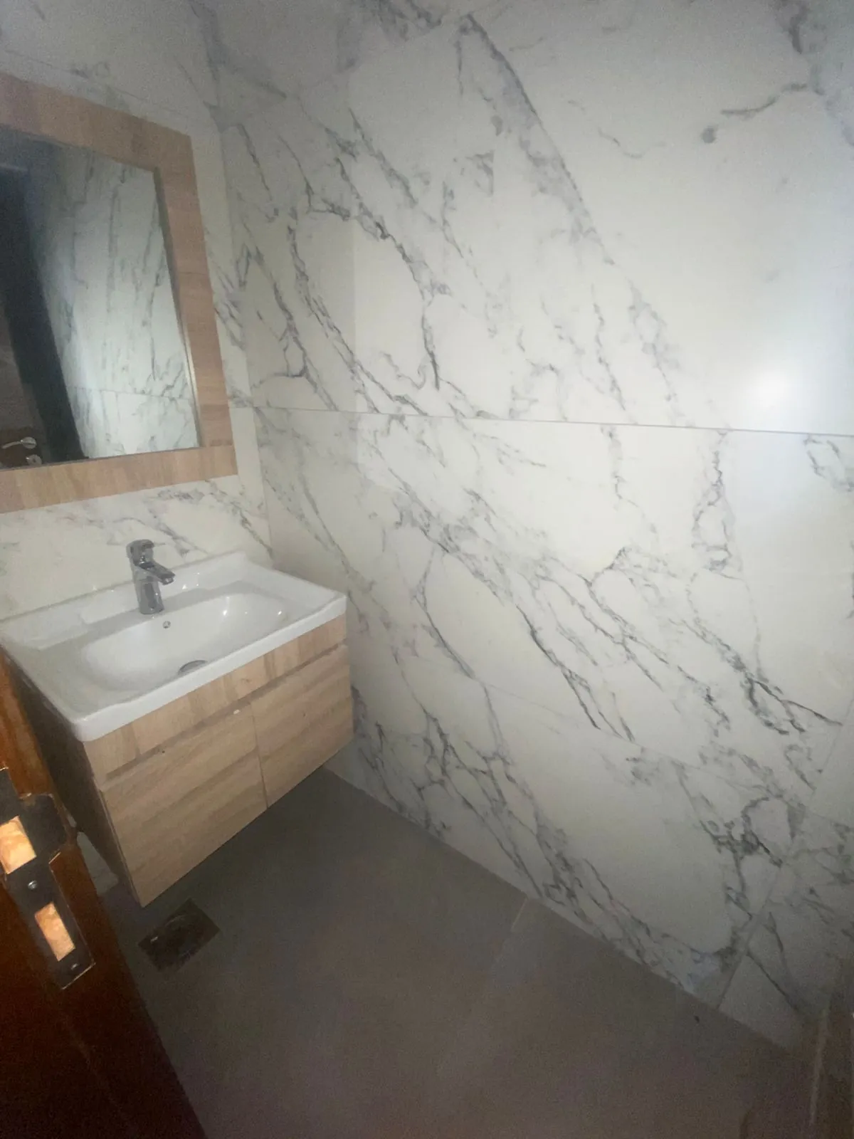 For Sale: Apartment in Dbayeh, Metn — photo 3