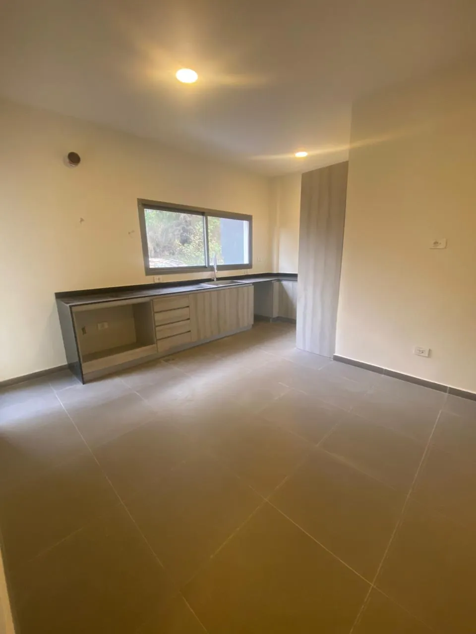 For Sale: Apartment in Beit Mery, Metn — photo 3