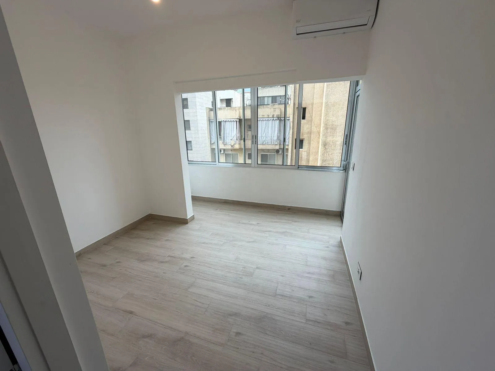 For Rent: Apartment in Horsh Tabet, Metn — photo 2