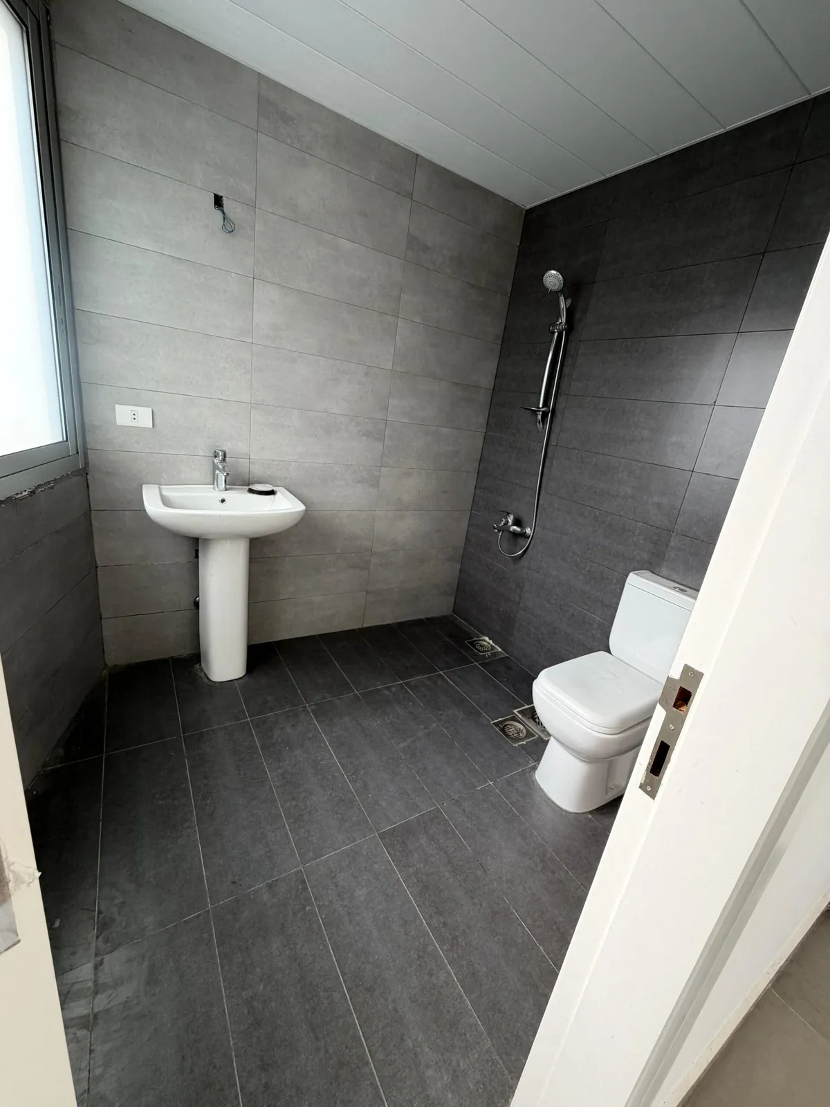 For Sale: Apartment in Dbayeh, Metn — photo 3