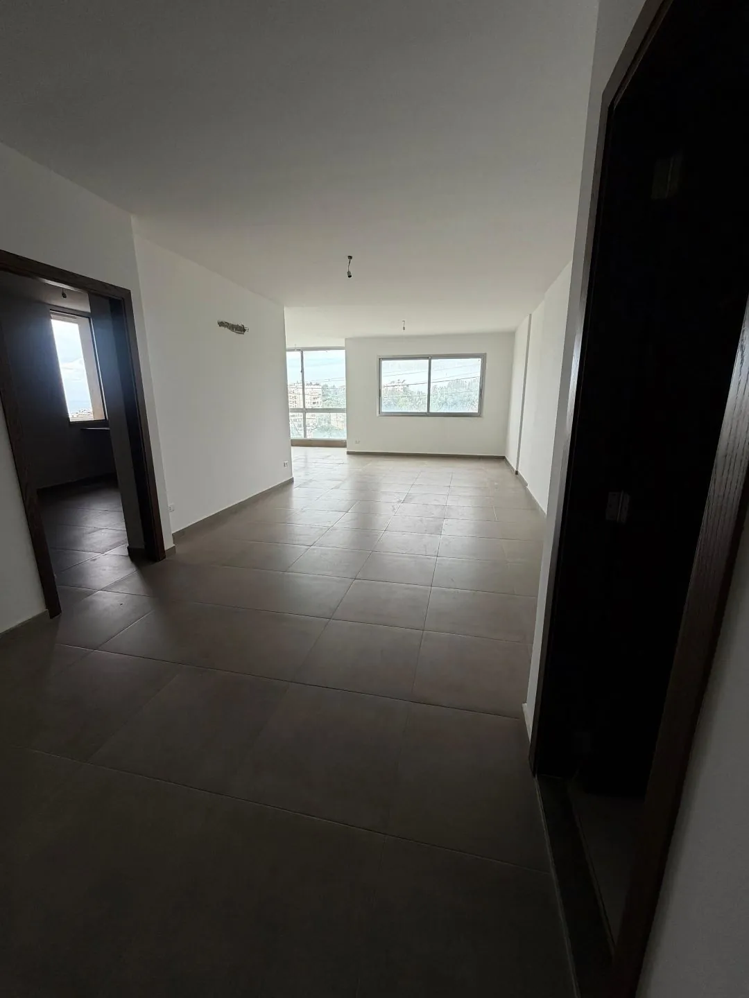 For Sale: Apartment in Dbayeh, Metn