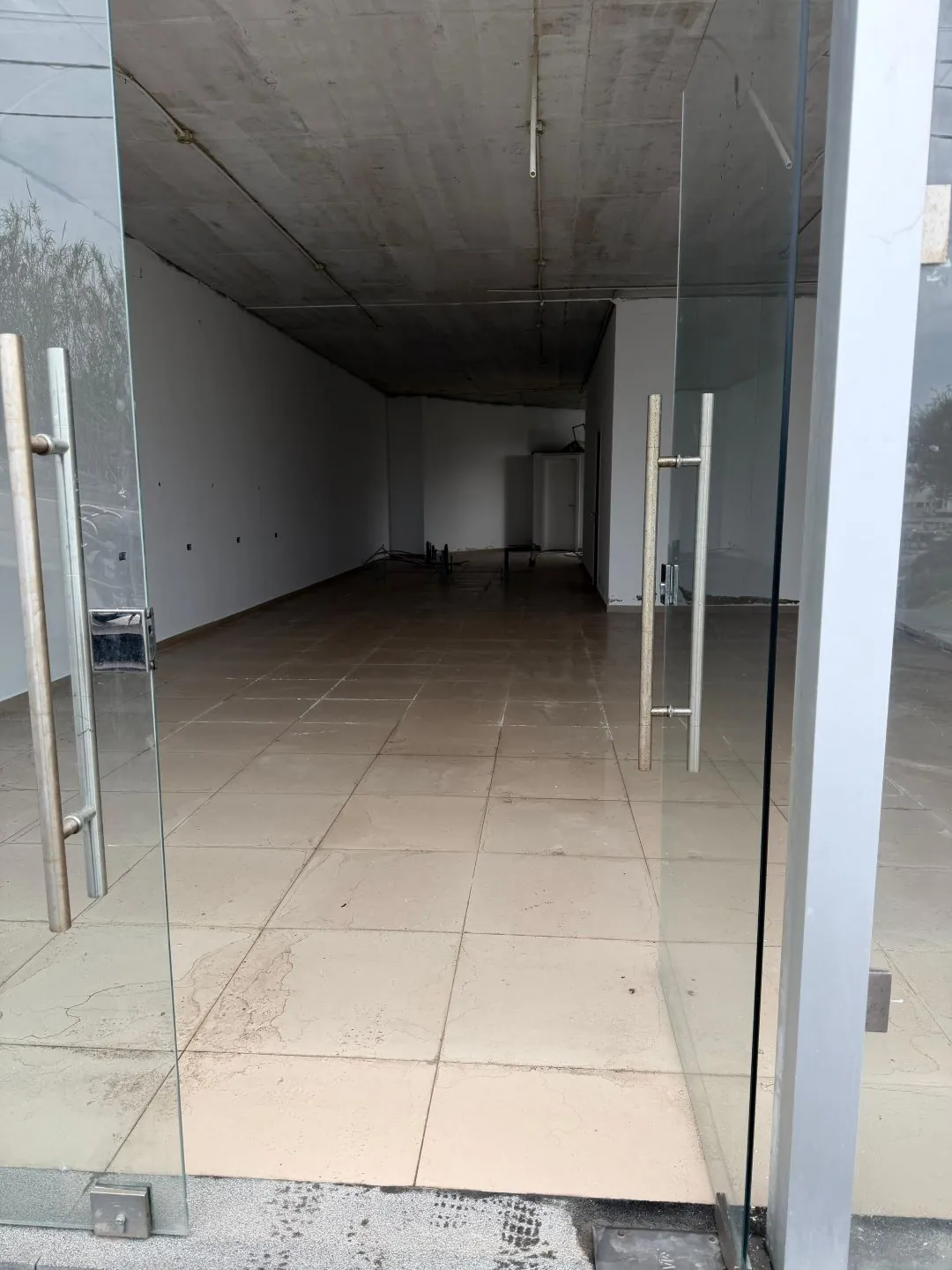 For Sale: Shop in Dbayeh-Metn