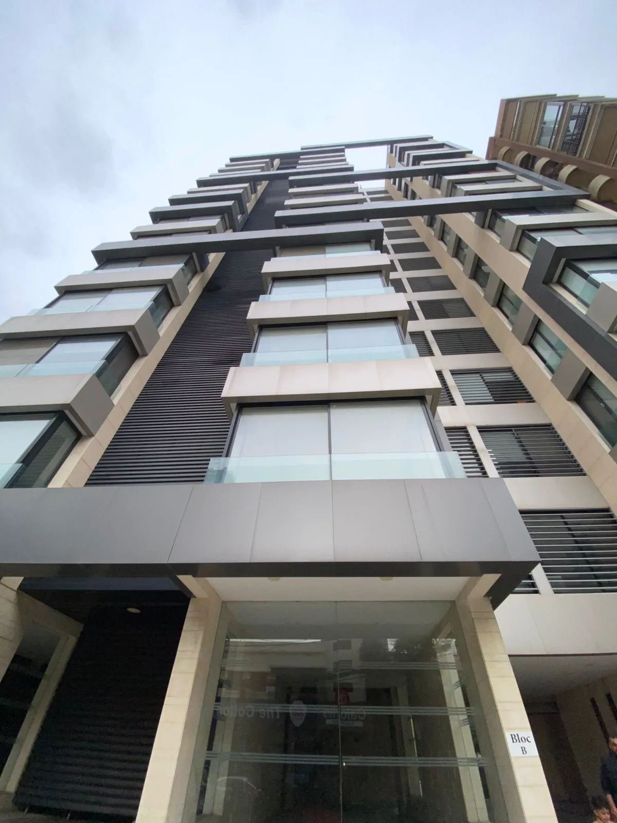 For Sale: Apartment in Jal El Dib-Metn — photo 2