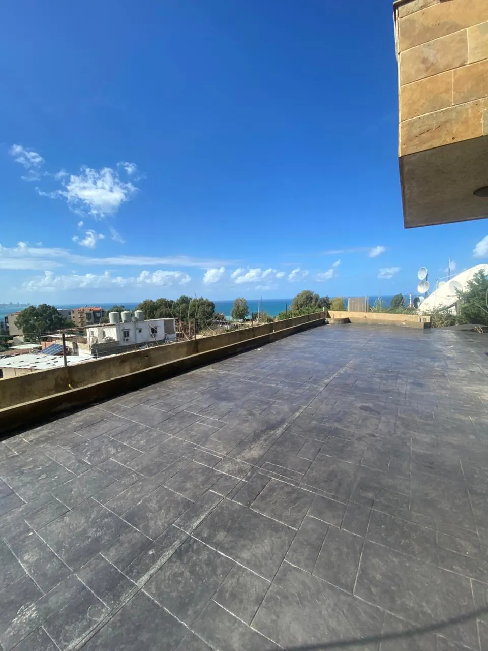For Sale: Apartment in Dbayeh-Metn