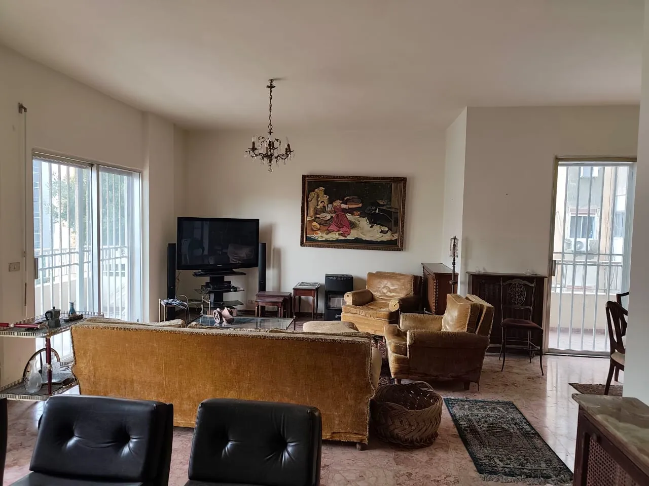 For Sale : Apartment in Horsh Tabet, Sin El Fil — photo 3