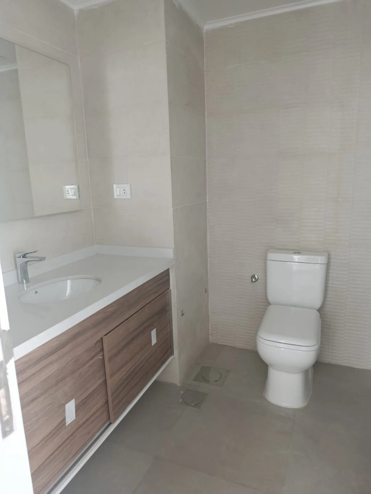 For Sale: Apartment in Roumieh