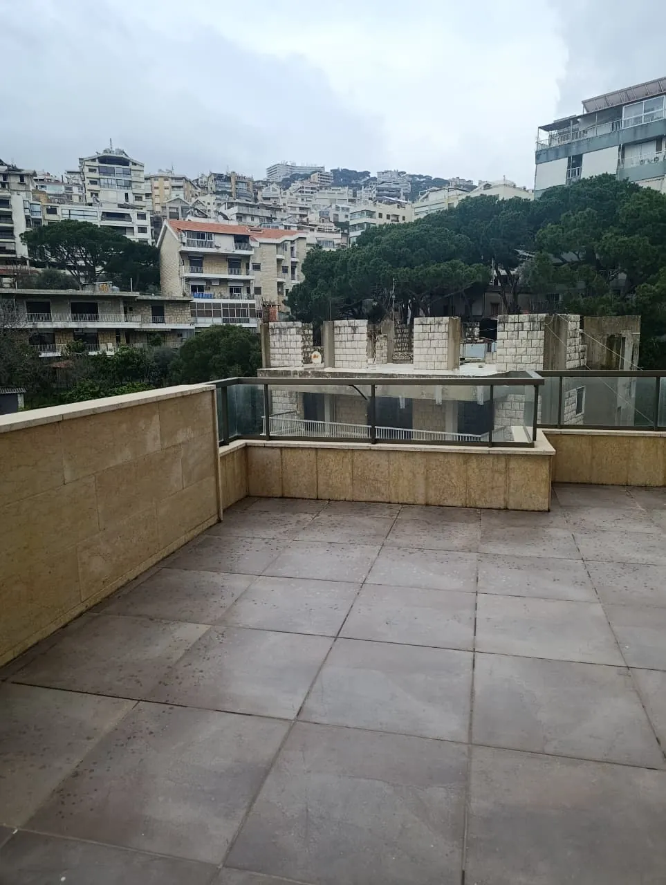 For Sale: Apartment in Ain Saade — photo 2