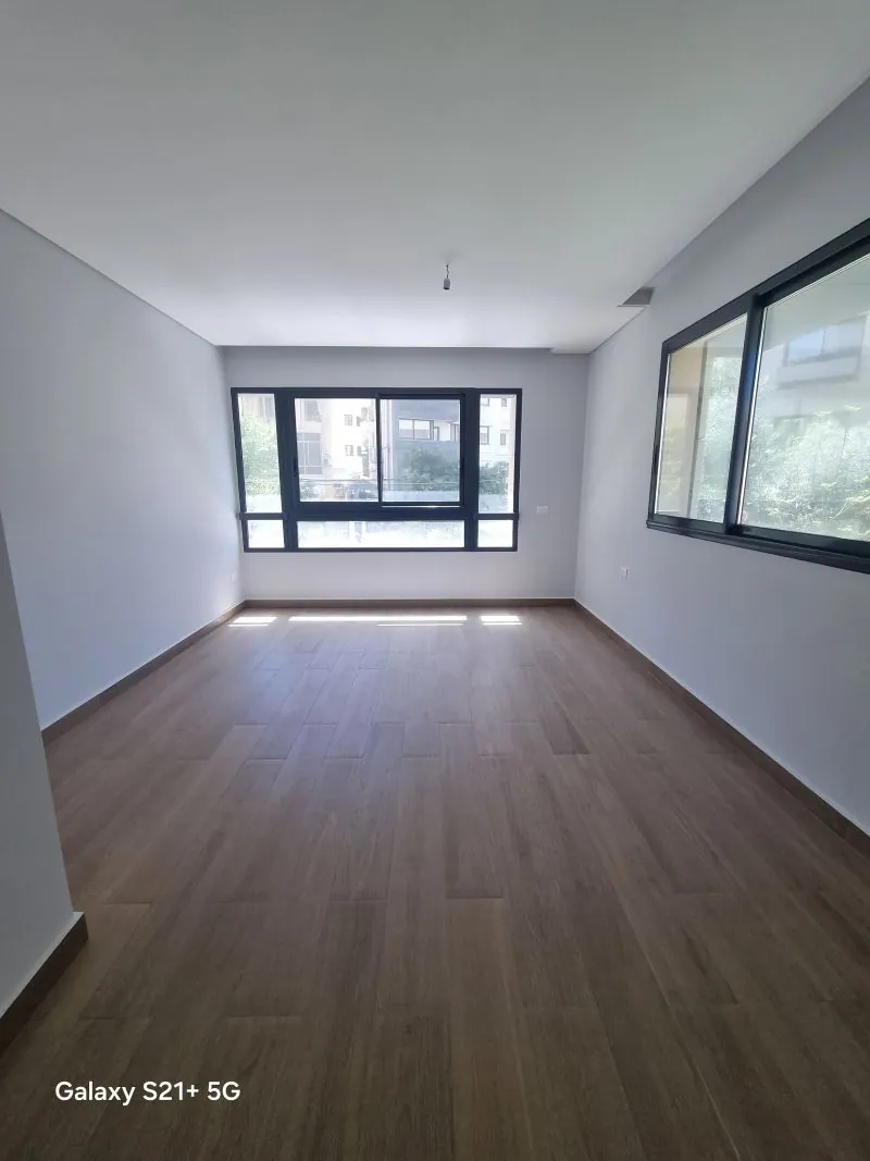 For Sale: Apartment in Carakas — photo 2