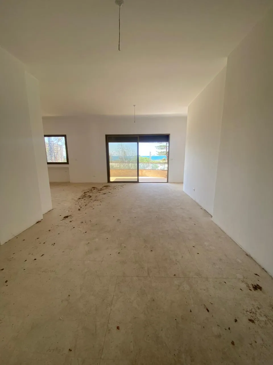For Sale: Apartment in Naccache — photo 3