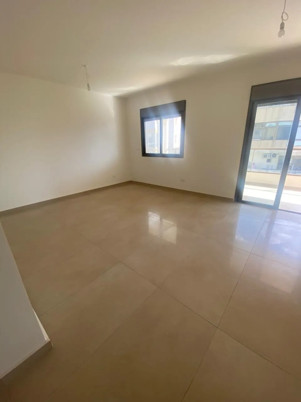 For Sale: Apartment in Naccache — photo 2