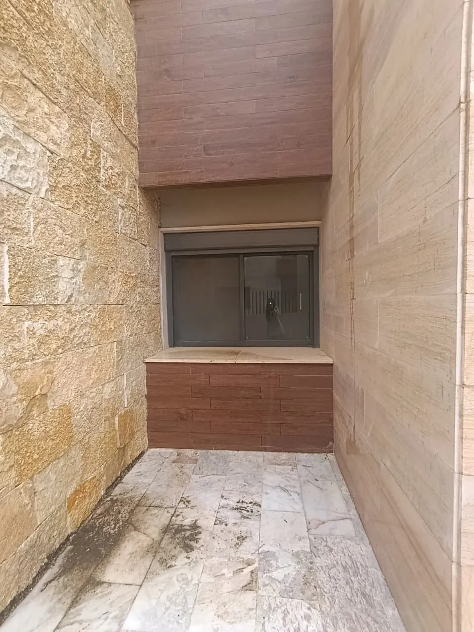For Sale: Apartment in Ain Saade — photo 3