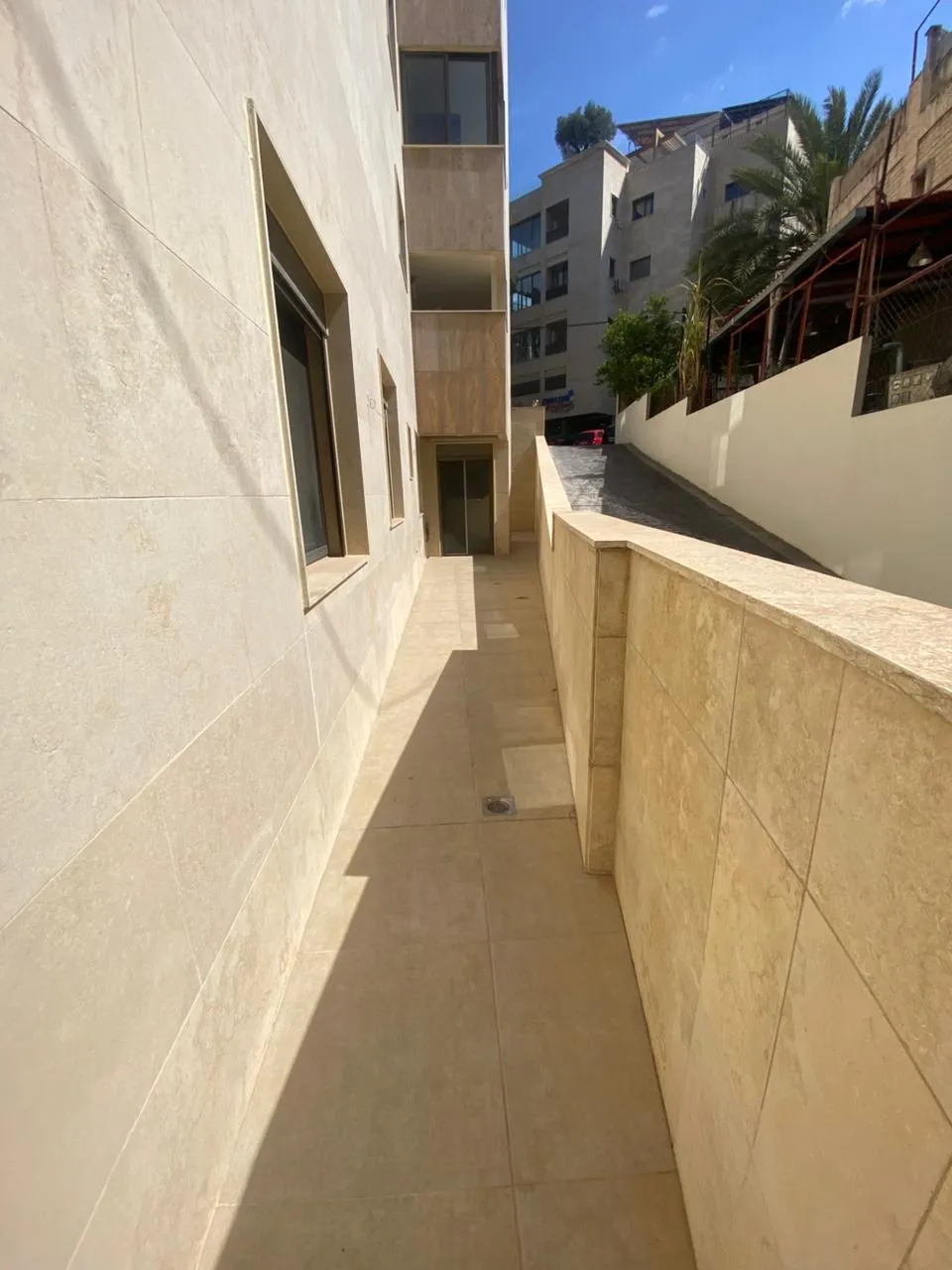 For Sale: Apartment in Naccache — photo 3