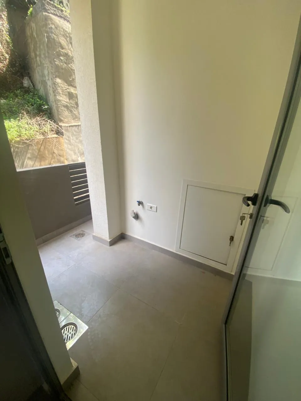For Sale: Apartment in Jal El Dib — photo 2