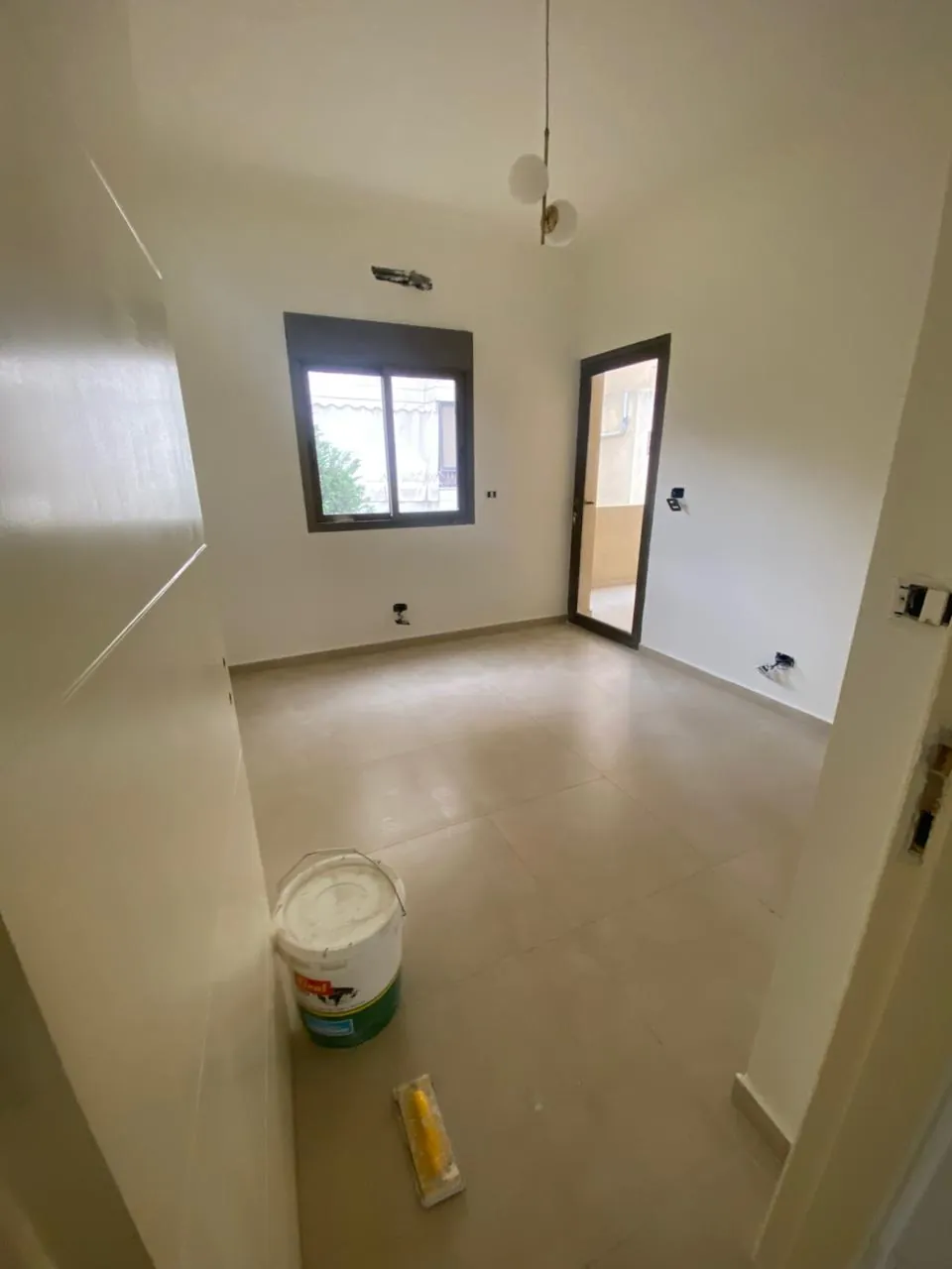 For Sale: Apartment in Dbayeh — الصورة 4