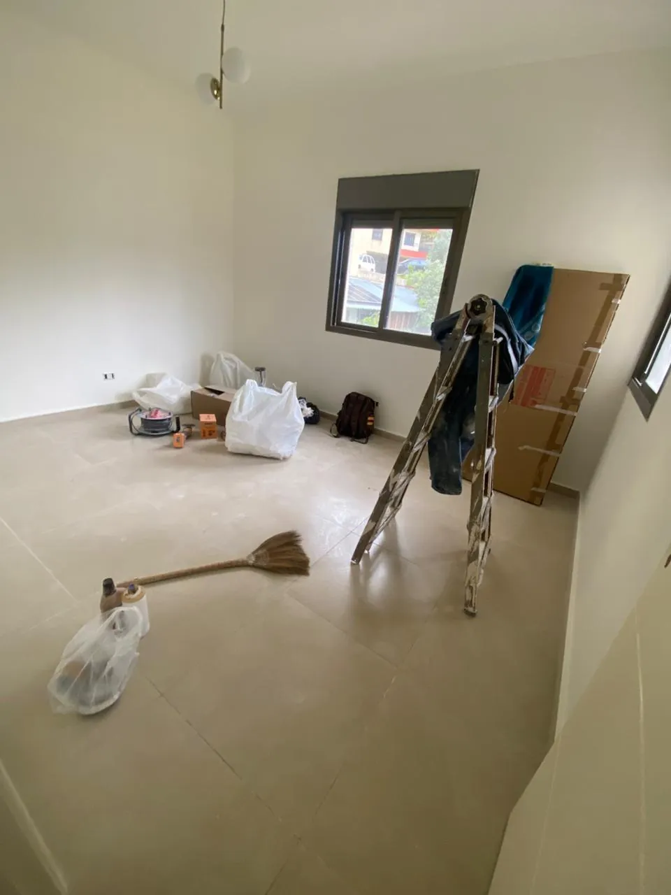 For Sale: Apartment in Dbayeh — الصورة 5