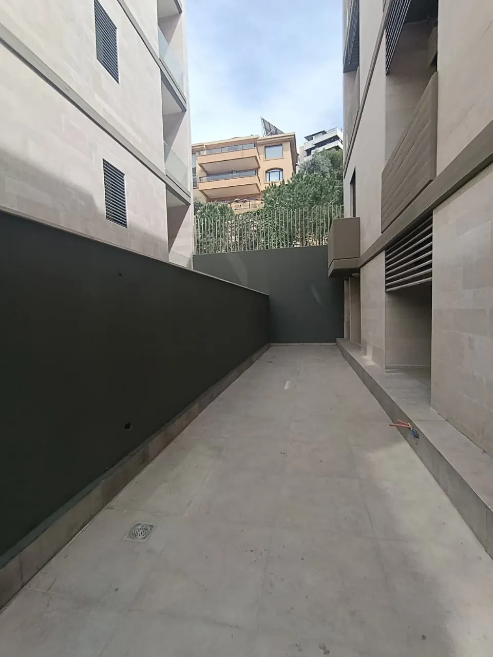 For Sale: Apartment in Bsalim — photo 2