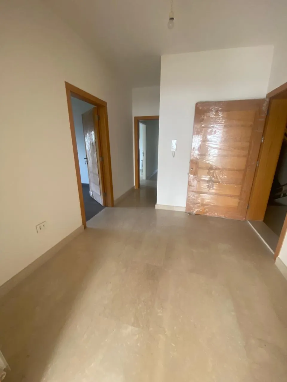 For Sale: Apartment in Dbayeh — الصورة 4