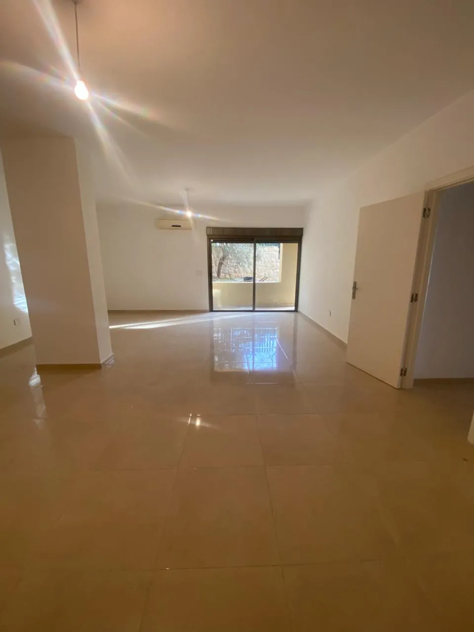 For Sale: Apartment in Dbayeh — الصورة 5