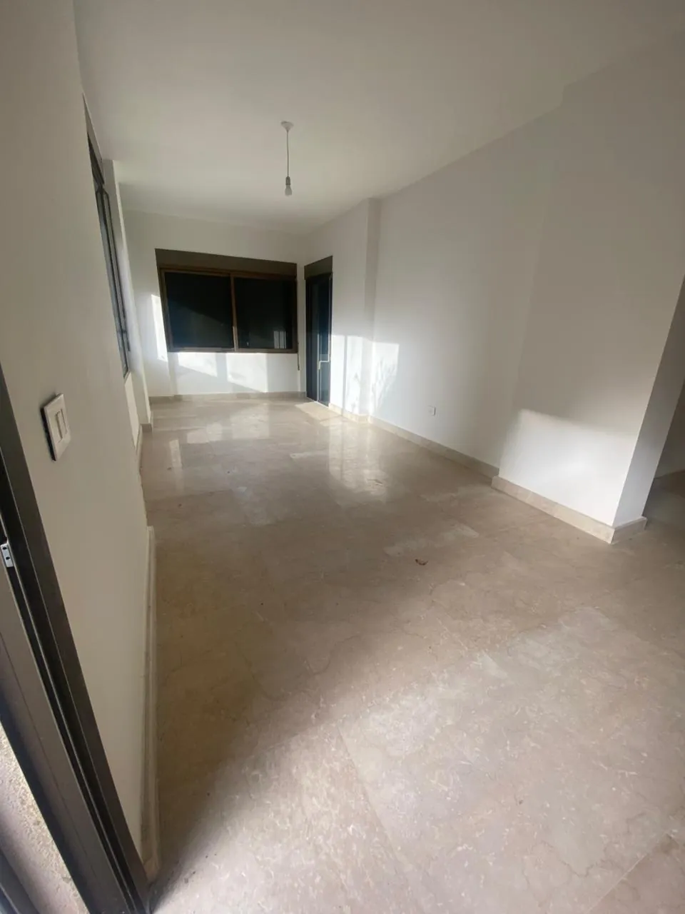 For Sale: Apartment in Dbayeh — الصورة 5