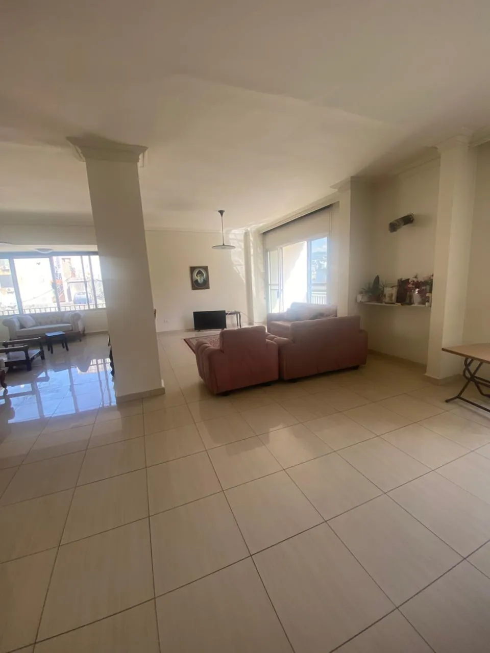 For Sale: Apartment in Ain El Remmaneh — photo 3