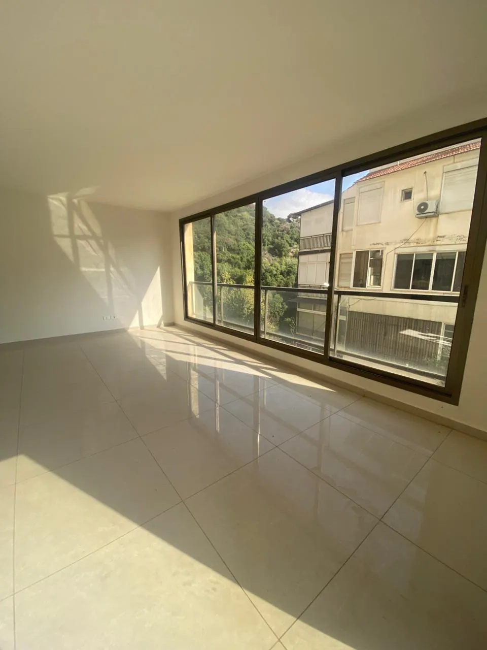 For Sale: Apartment in Naccache — photo 4
