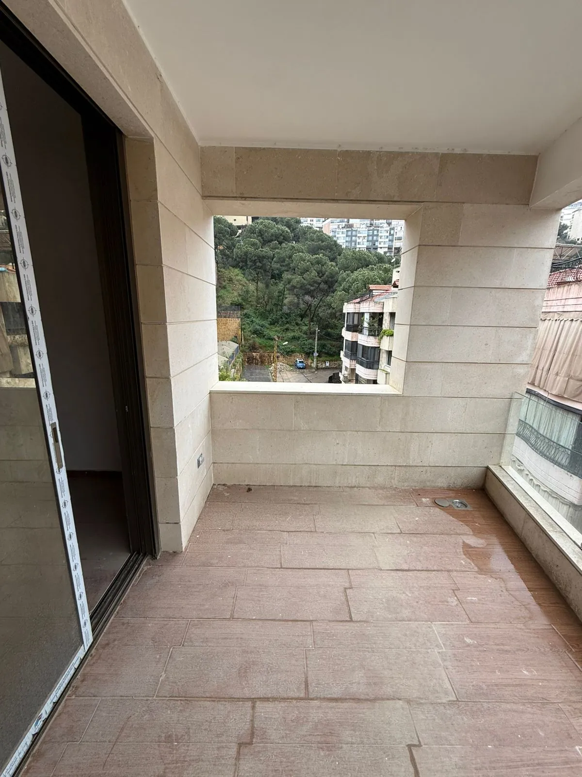 For Sale: Duplex in Mansourieh — الصورة 3