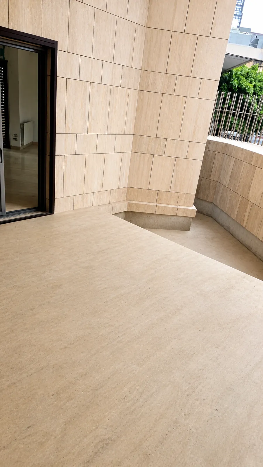 For Sale: Duplex in Pasteur-Achrafieh — الصورة 4