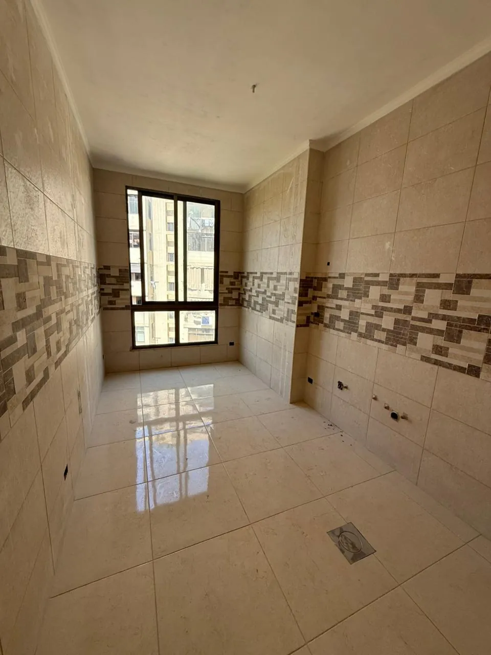 For Sale: Apartment in Dekweneh — photo 3