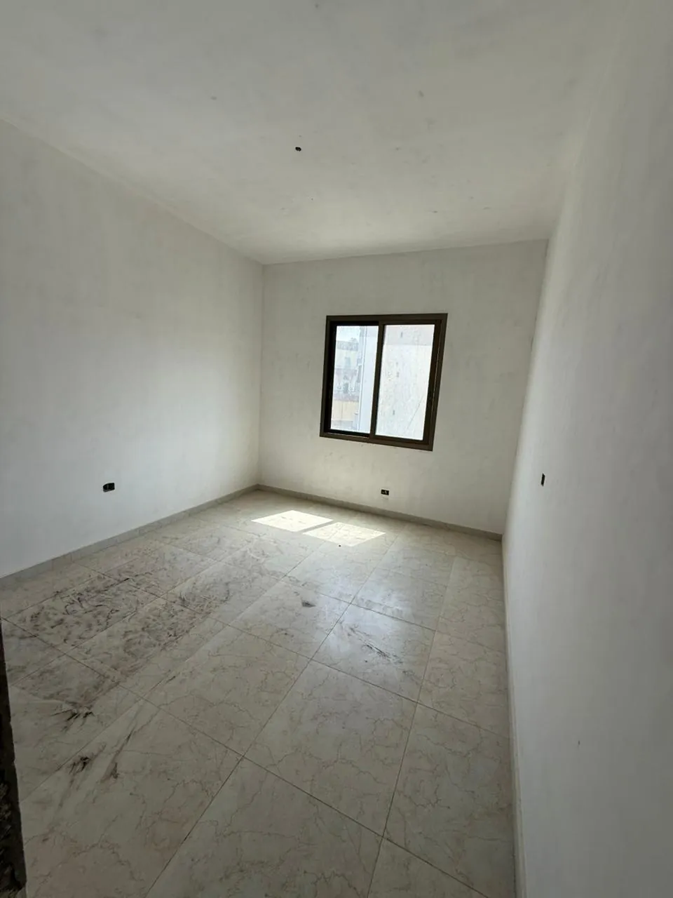 For Sale: Apartment in Dekweneh — photo 4