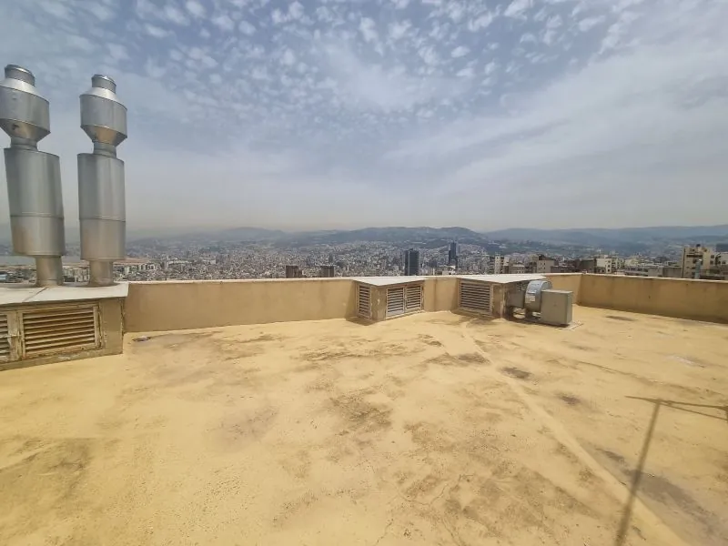 For Sale: Apartment in Achrafieh