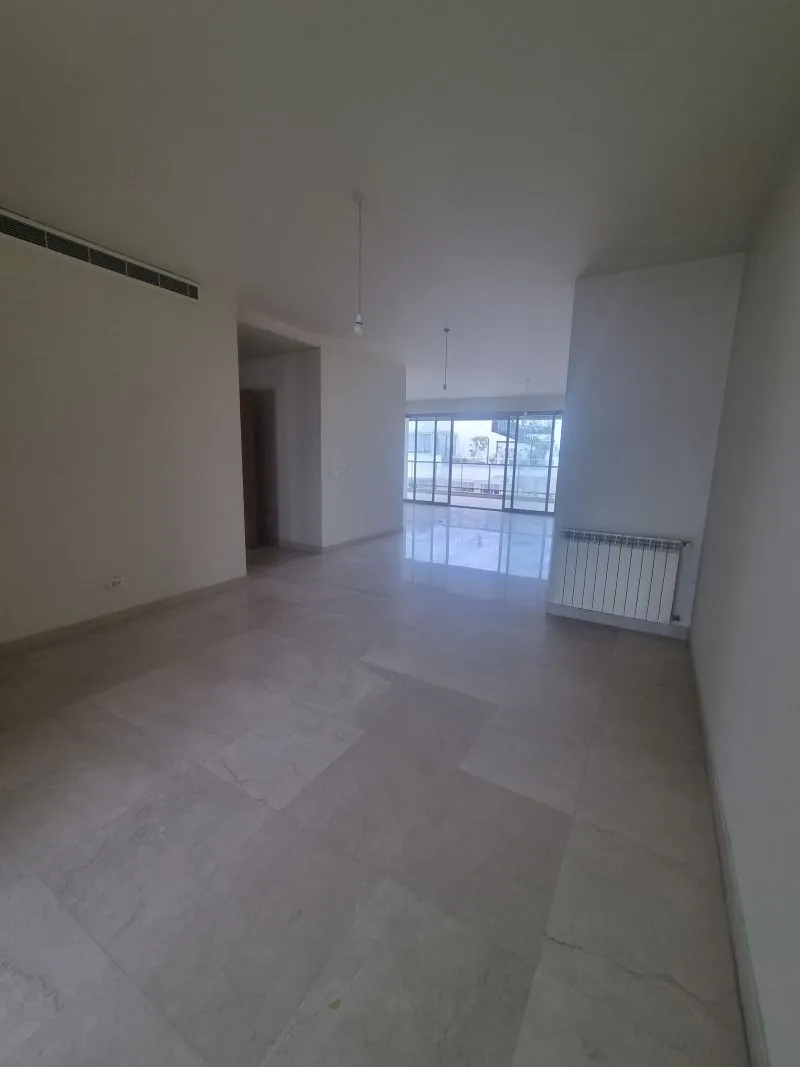 For Sale: Apartment in Rmeil-Achrafieh