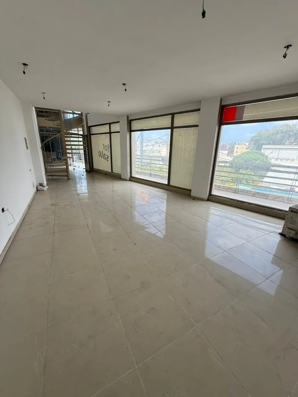 For Sale: Shop in Hazmieh