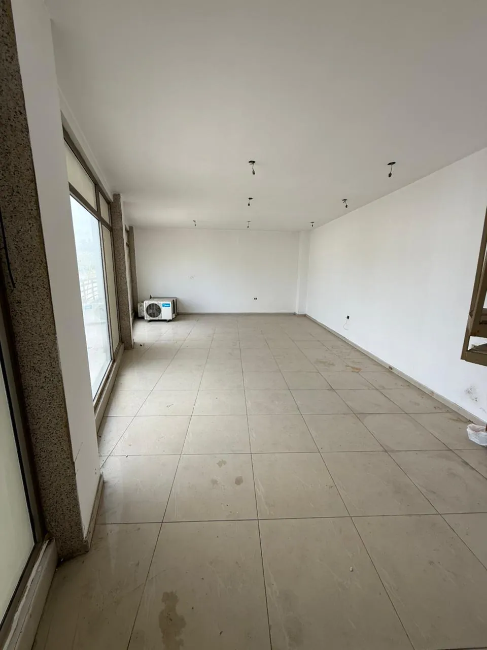 For Sale: Shop in Hazmieh — photo 2