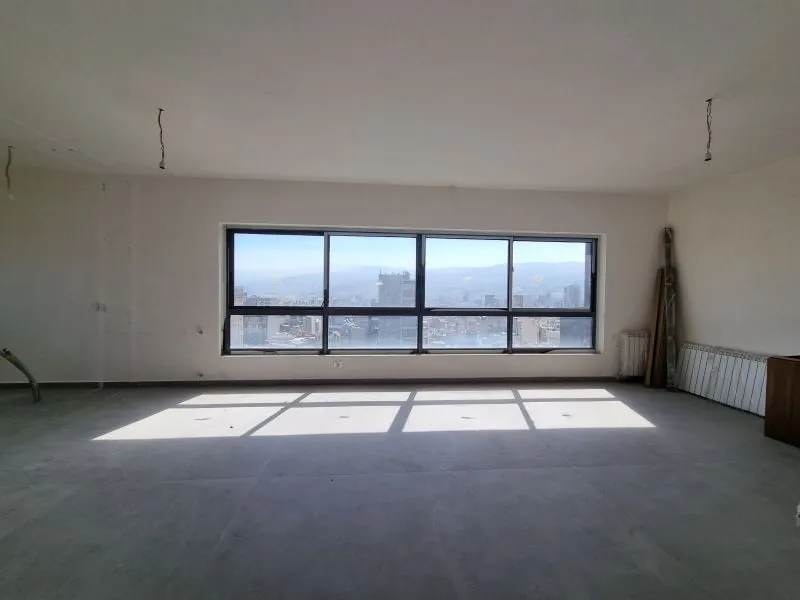 For Sale: Apartment in Achrafieh — photo 2