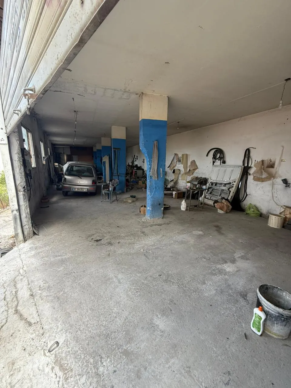 For Sale: Warehouse in Mansourieh