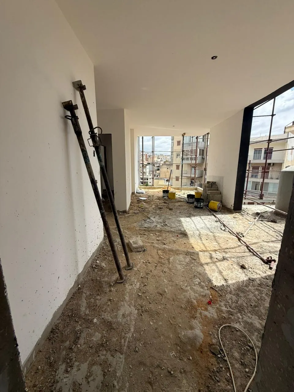 For Sale: Apartment in Dekwaneh — photo 3