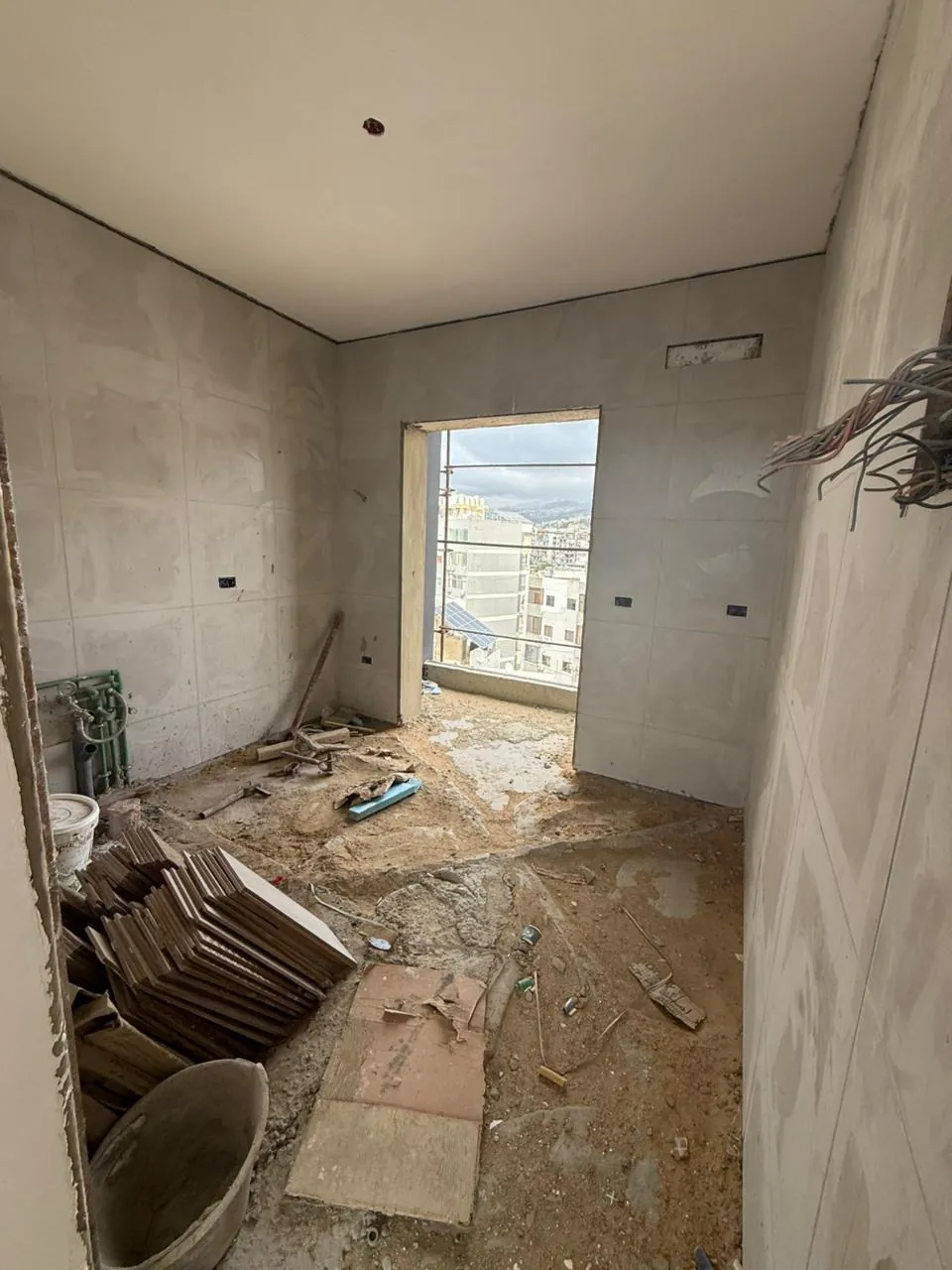 For Sale: Apartment in Dekwaneh — photo 4