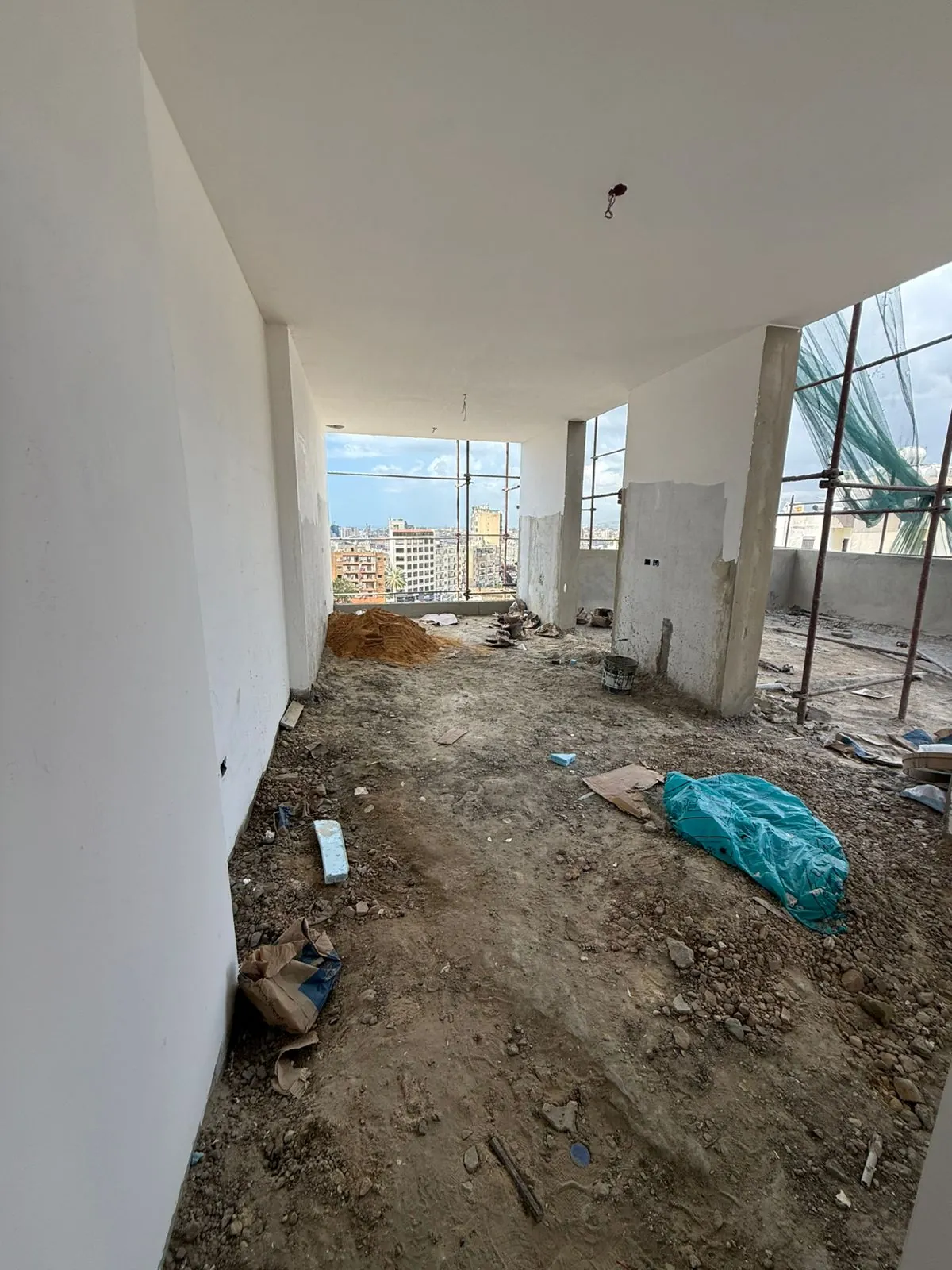 For Sale: Apartment in Dekwaneh — photo 2