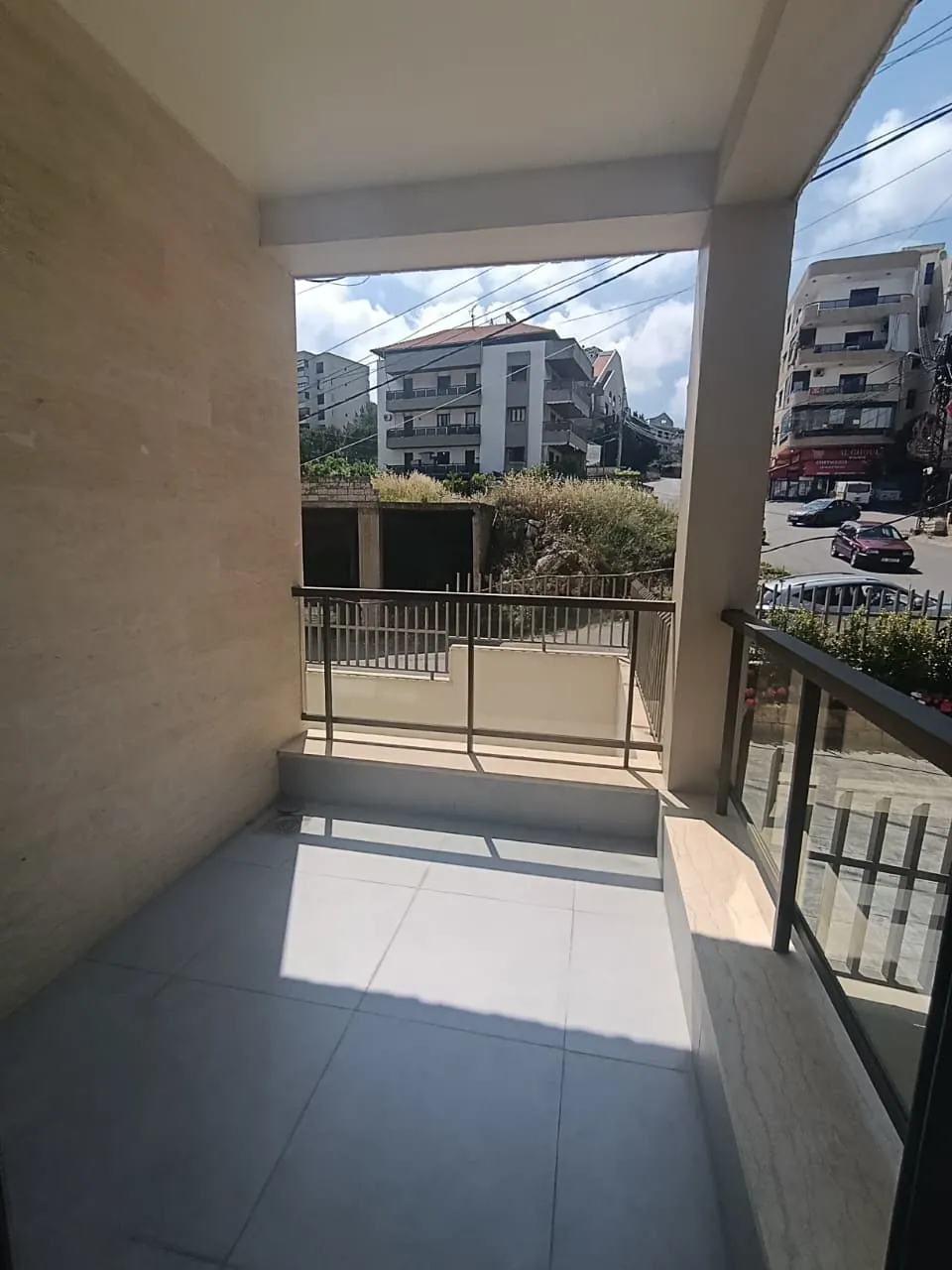 For Sale: Apartment in Bsalim
