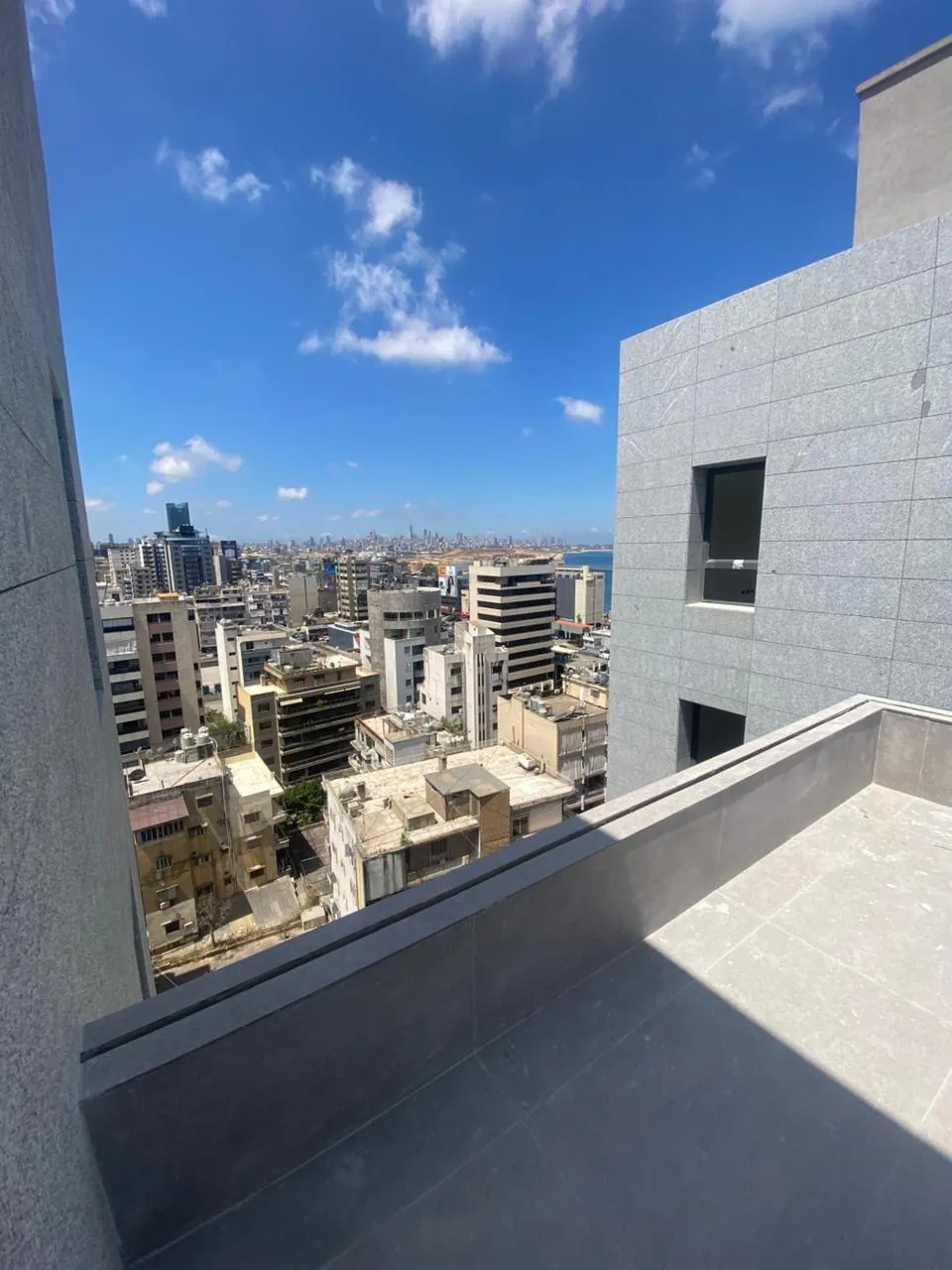 For Rent: Offices in Jal El Dib — الصورة 1